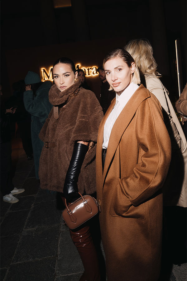 13 Giulia Gaudino E Cristina Musacchio By Lucas Possiede Max Mara