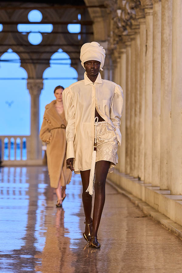 Max Mara Resort 2025 004 Max Mara