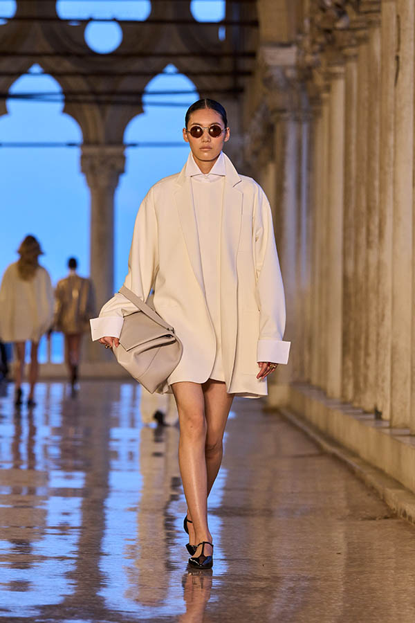 Max Mara Resort 2025 012 Max Mara