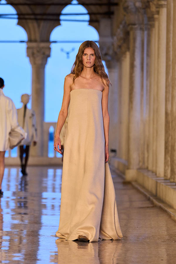 Max Mara Resort 2025 014 Max Mara