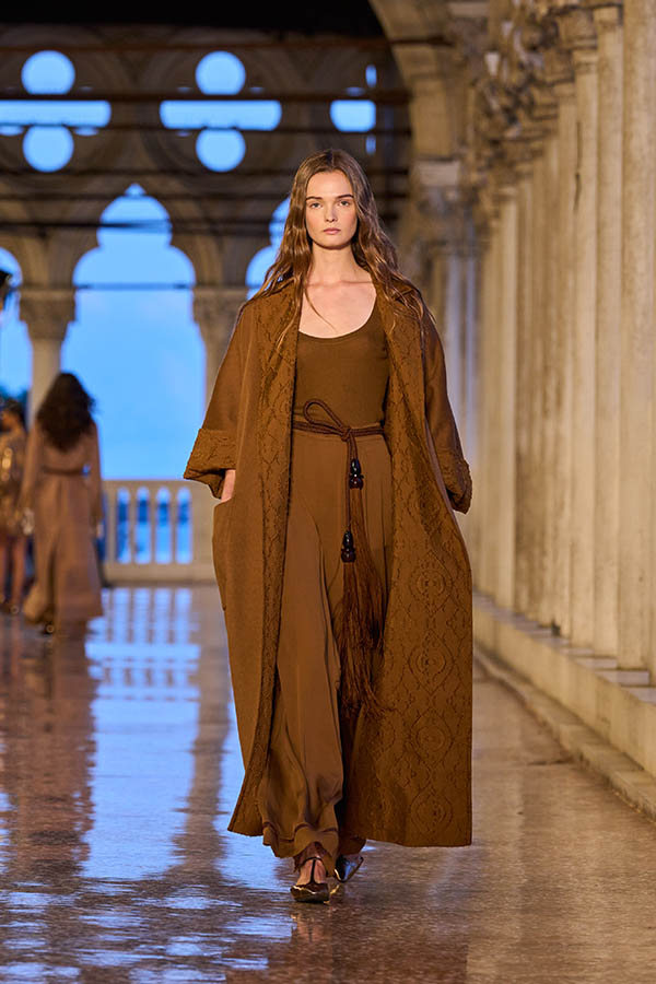 Max Mara Resort 2025 033 Max Mara