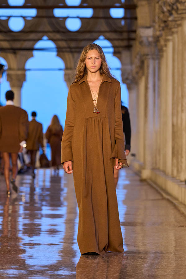 Max Mara Resort 2025 042 Max Mara
