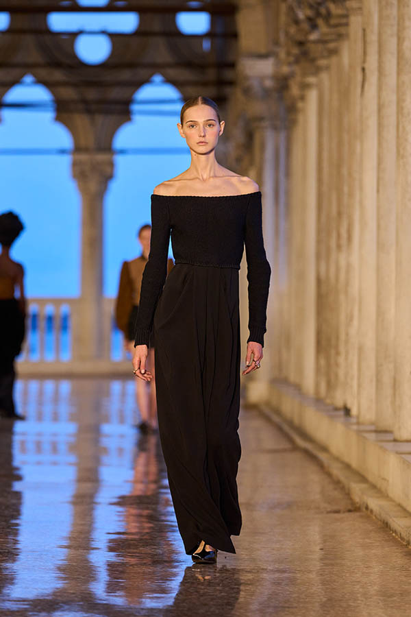 Max Mara Resort 2025 047 Max Mara