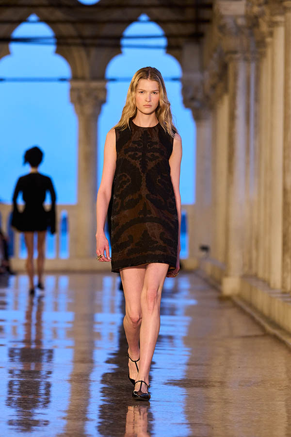 Max Mara Resort 2025 053 Max Mara