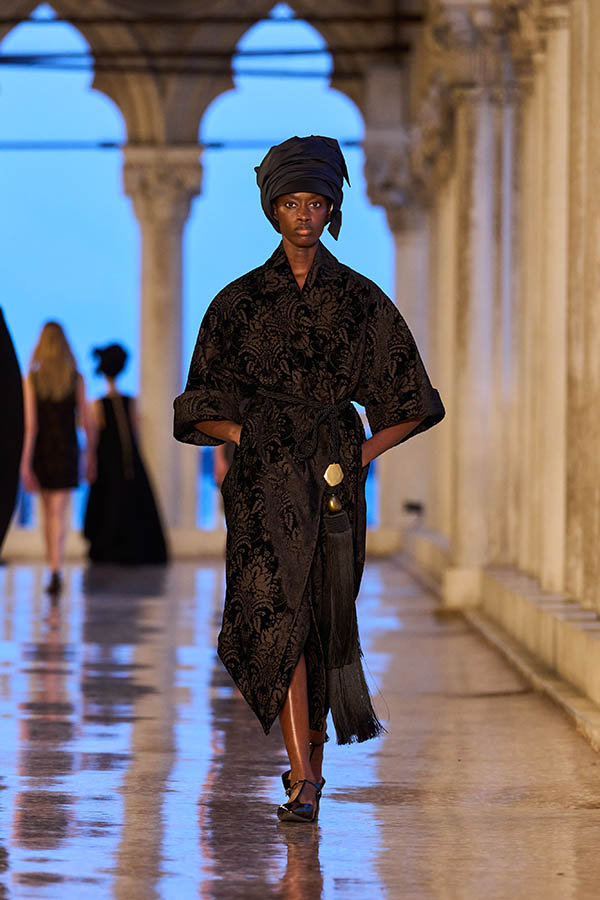 Max Mara Resort 2025 056 Max Mara