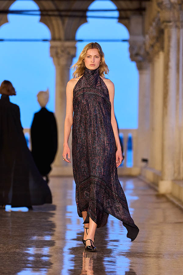 Max Mara Resort 2025 057 Max Mara