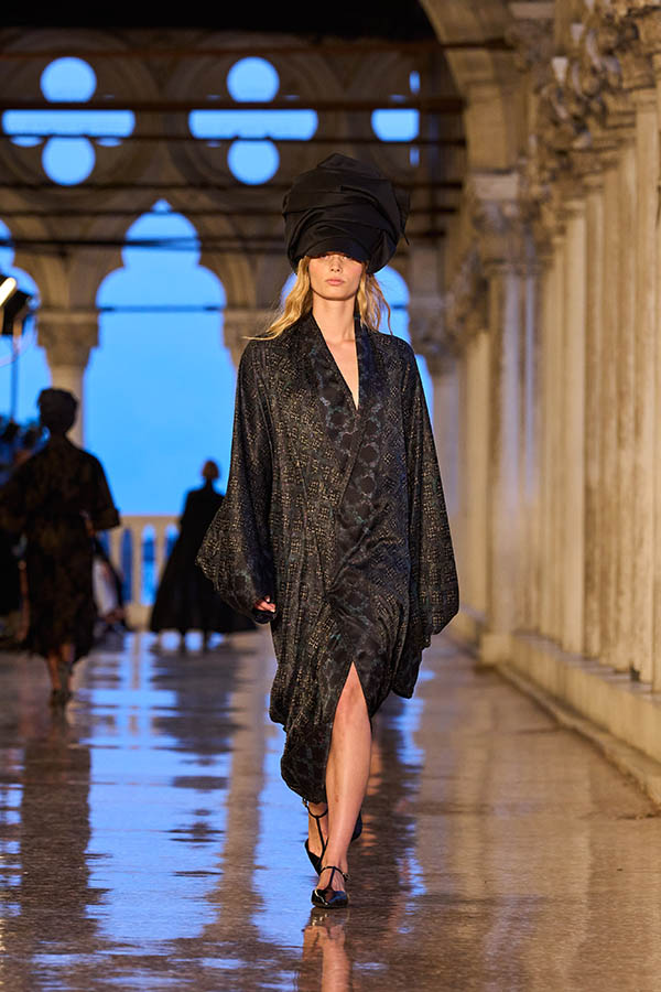 Max Mara Resort 2025 058 Max Mara