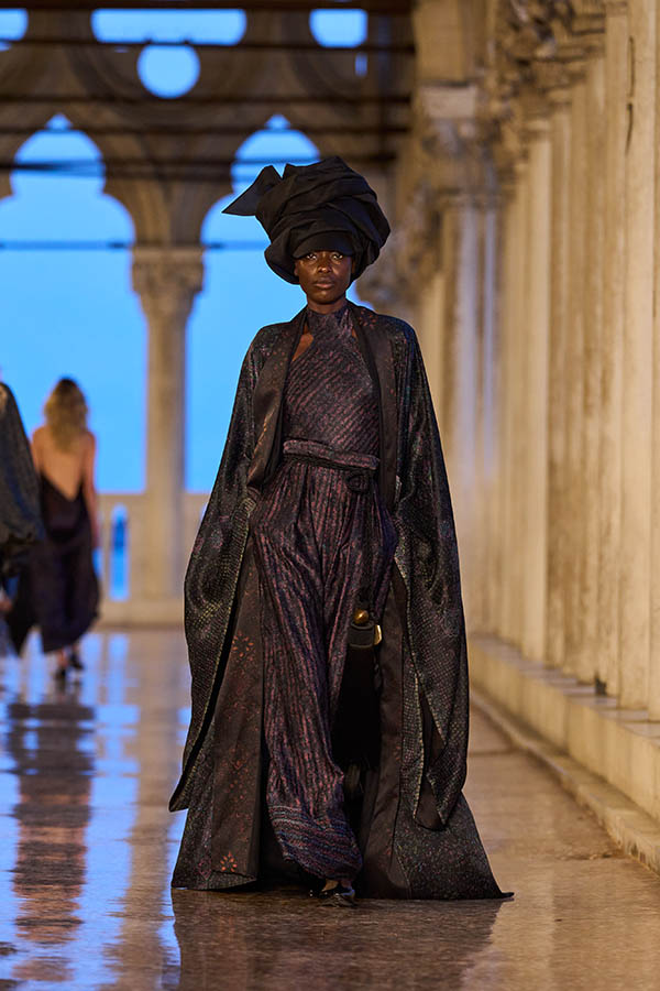 Max Mara Resort 2025 060 Max Mara
